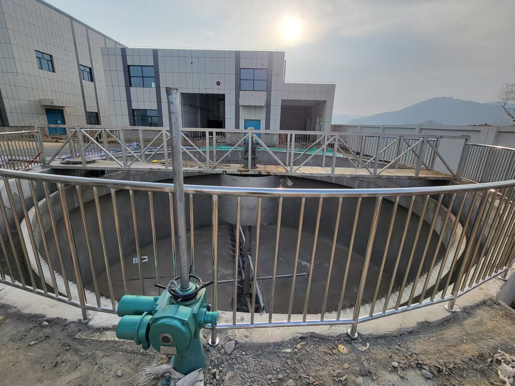 青海省海南州貴德縣山坪水廠擴(kuò)建項目(圖1) 1-2502061F540546.jpg